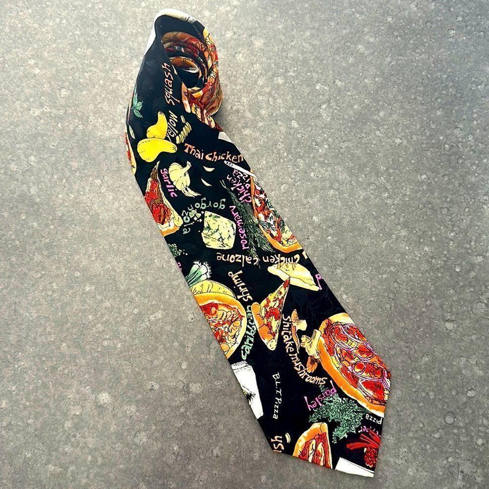 Vintage Nicole Miller Pizza Themed Silk Tie